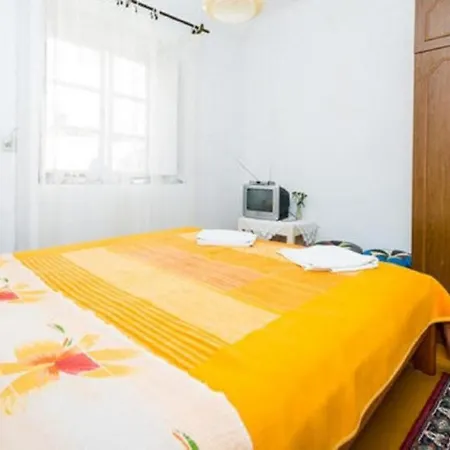 Kisic - Double With Private External Bathroom
